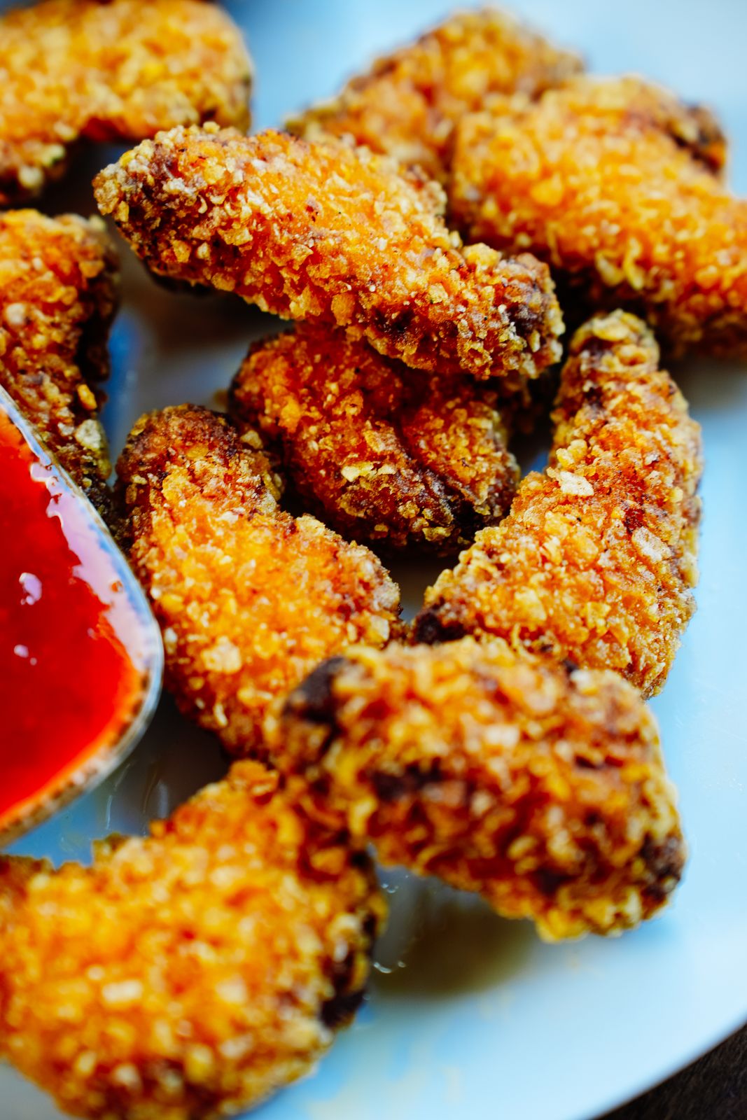 Knusprige Chicken Crossies mit süßer Chillisoße
